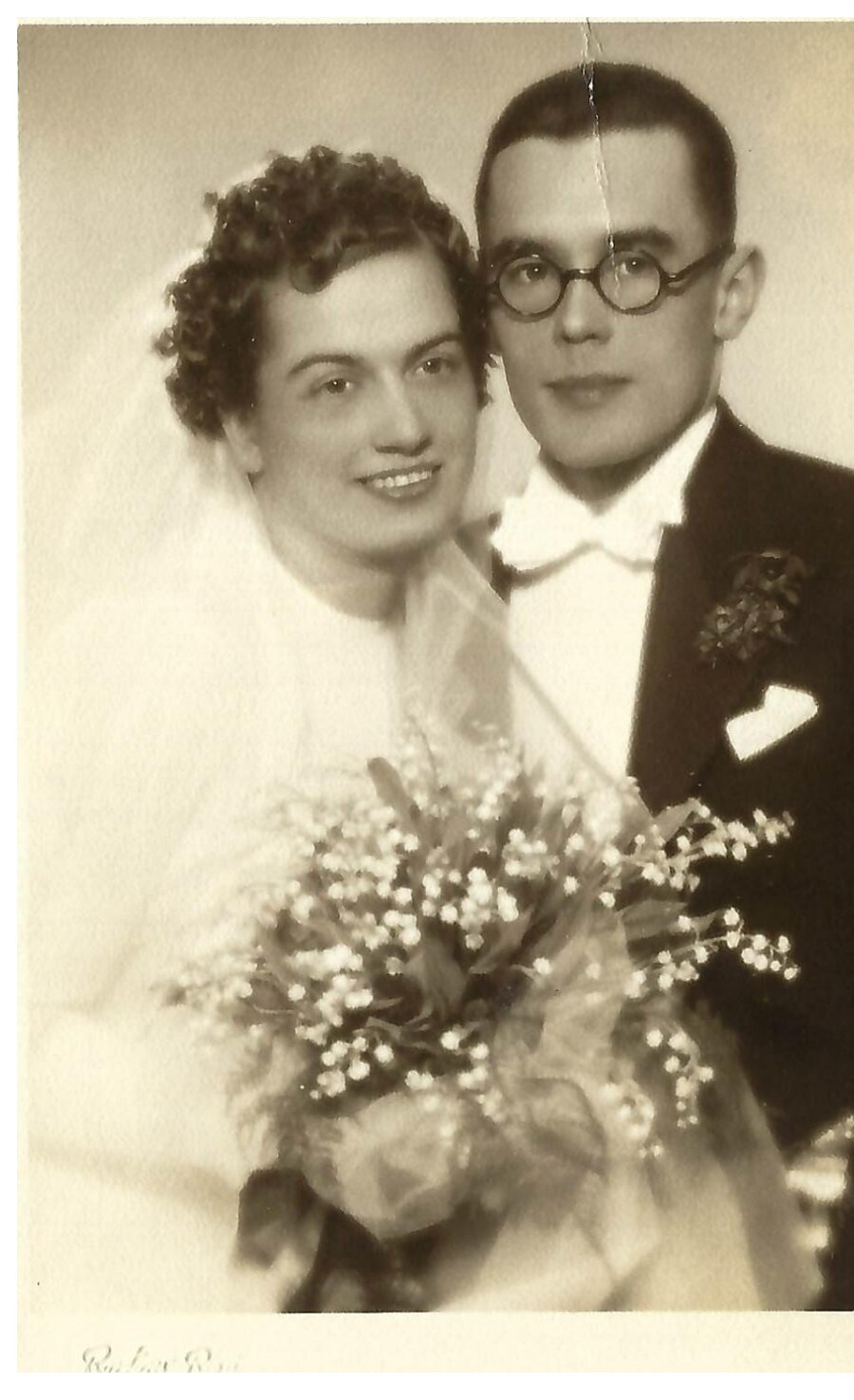 Wedding portrait of Leons and Karina Robežnieks, 1939